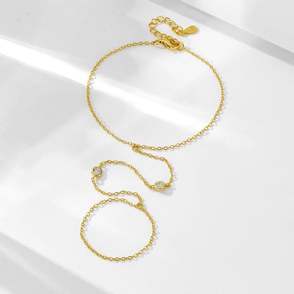 Wholesale Women's Geometric Silver Zircon Finger Chain Bracelet Set With Diamonds