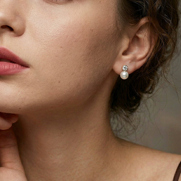 Wholesale Women's Geometric Silver Zirconia Stud Earrings With White Pearl