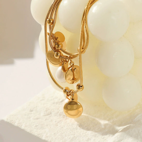 Wholesale Women's Geometric Smiley Pearl Pendant Necklace With Electroplated Stainless Steel And Titanium Steel