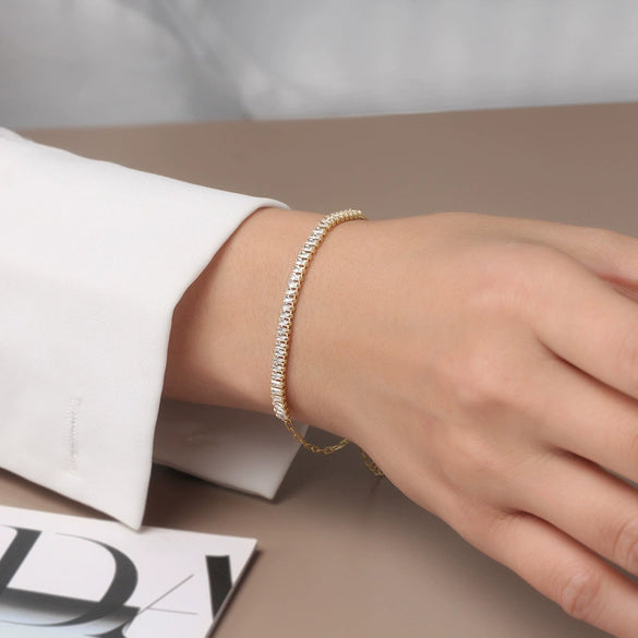 Wholesale Women's Geometric Spliced White Zirconium Tennis Chain S925 Sterling Silver Bracelet With Electroplating