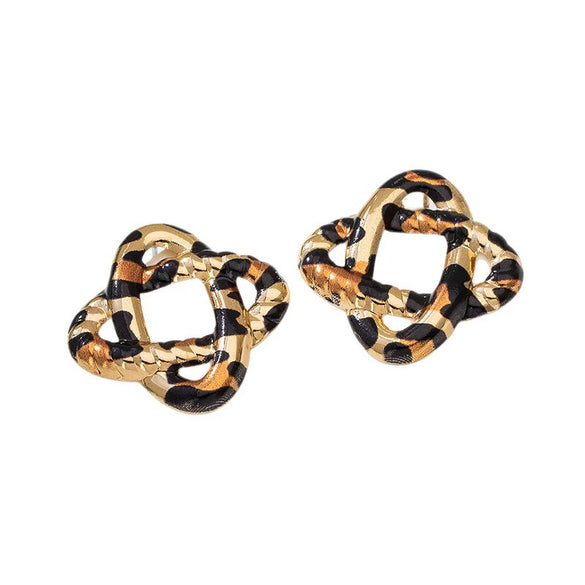 Wholesale Women's Geometric Square And Flower Shaped Alloy Electroplated Earrings With Exaggerated Niche Design