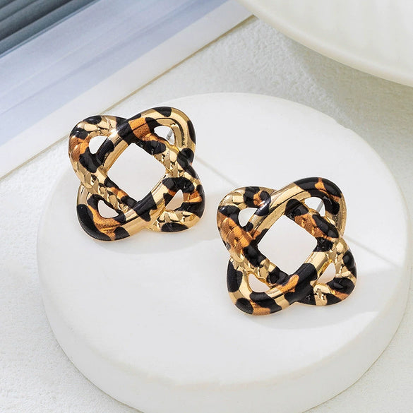 Wholesale Women's Geometric Square And Flower Shaped Alloy Electroplated Earrings With Exaggerated Niche Design