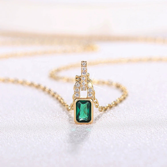 Wholesale Women's Geometric Square Copper Necklace With Zirconia And Mixed Gemstone Setting O Word Chain