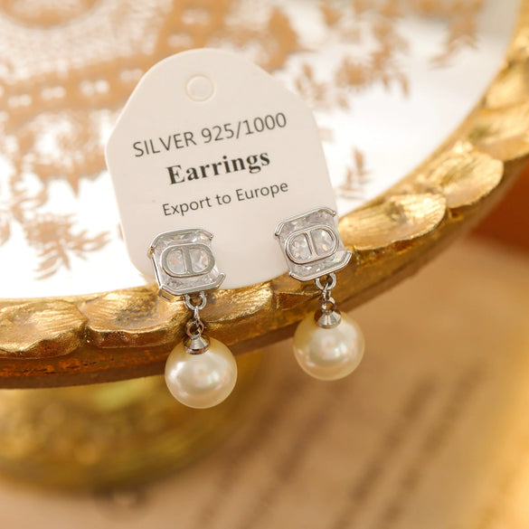 Wholesale Women's Geometric Square Diamondencrusted Earrings S925 Silver Needle Copper Electroplating