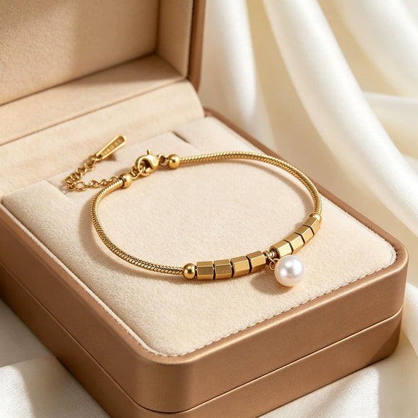Wholesale Women's Geometric Square Pearl Chain Stainless Steel Bracelet With Vacuum Plating