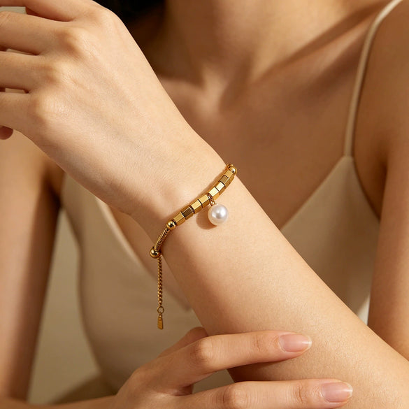 Wholesale Women's Geometric Square Pearl Chain Stainless Steel Bracelet With Vacuum Plating