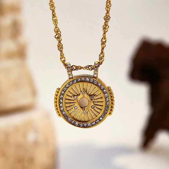 Wholesale Women's Geometric Stainless Steel And Titanium Steel Electroplated Oshaped Chain Necklace