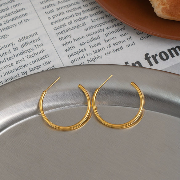 Wholesale Women's Geometric Stainless Steel And Titanium Steel Vacuum Real Gold Plated Hoop Earrings