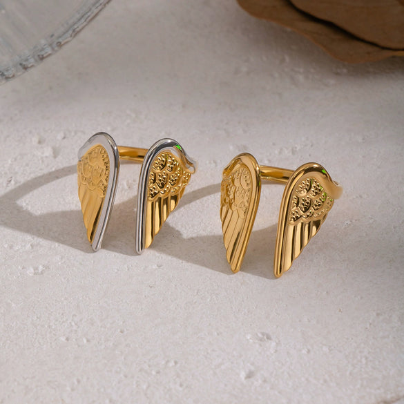 Wholesale Women's Geometric Stainless Steel Angel Wings Open Ring With Pvd Furnace Vacuum Real Gold Plating Hiphop Rock Jewelry