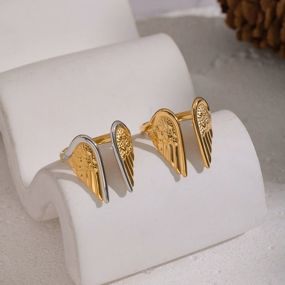 Wholesale Women's Geometric Stainless Steel Angel Wings Open Ring With Pvd Furnace Vacuum Real Gold Plating Hiphop Rock Jewelry