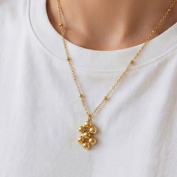 Wholesale Women's Geometric Stainless Steel Bead Splicing Earrings And Necklace Jewelry Set With 18K Gold Plating