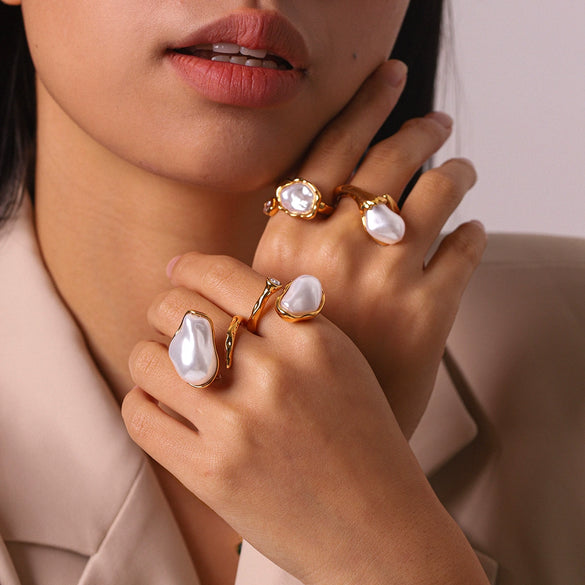 Wholesale Women's Geometric Stainless Steel Electroplated Baroque Pearl Ring Minimalist Ins Style Jewelry
