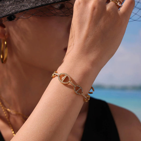Wholesale Women's Geometric Stainless Steel Electroplated Bracelet Jewelry
