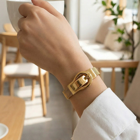 Wholesale Women's Geometric Stainless Steel Electroplated Bracelet With Magnetic Clasp