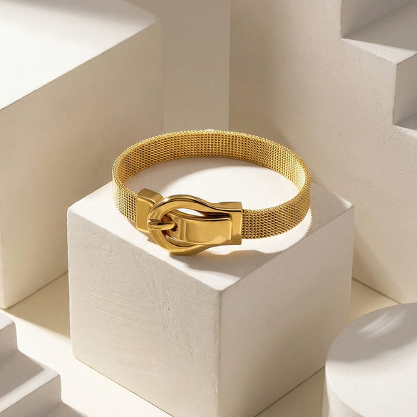 Wholesale Women's Geometric Stainless Steel Electroplated Bracelet With Magnetic Clasp