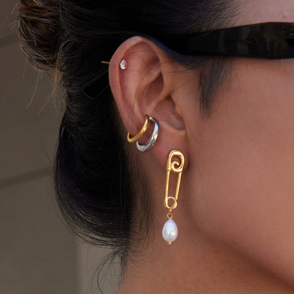 Wholesale Women's Geometric Stainless Steel Electroplated Freshwater Pearl Earrings