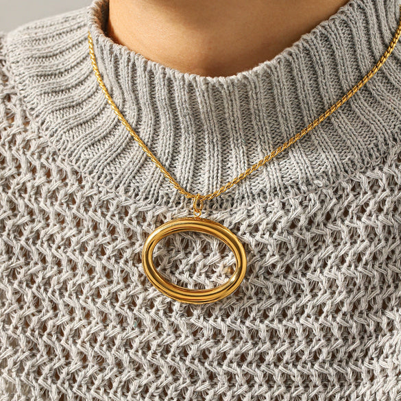 Wholesale Women's Geometric Stainless Steel Electroplated Hollow Oval Pendant Necklace With Twist Chain