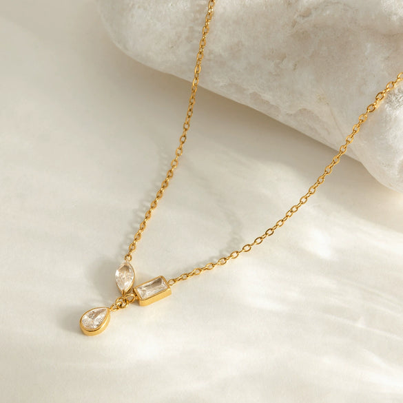 Wholesale Women's Geometric Stainless Steel Electroplated Pendant Necklace