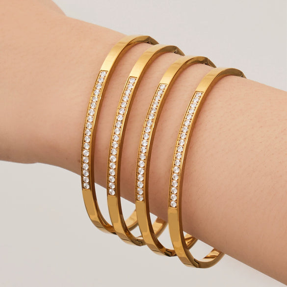 Wholesale Women's Geometric Stainless Steel Electroplated Ring Bracelet With Zirconia Inlay And 18K Real Gold Clasp Jewelry