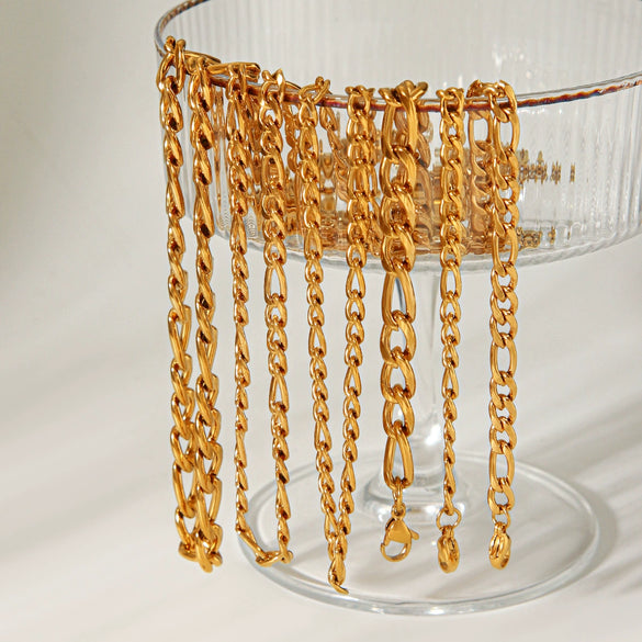 Wholesale Women's Geometric Stainless Steel Figaro Chain Necklace And Bracelet With Electroplating Light Luxury Style