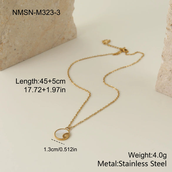 Wholesale Women's Geometric Stainless Steel 18K Gold Electroplated Eightpointed Star Round Pendant Necklace