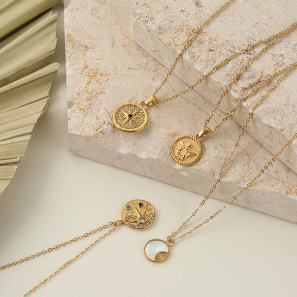 Wholesale Women's Geometric Stainless Steel 18K Gold Electroplated Eightpointed Star Round Pendant Necklace