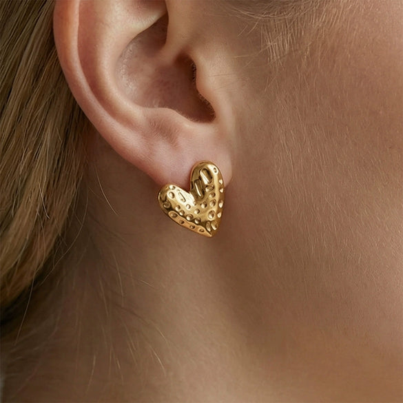 Wholesale Women's Geometric Stainless Steel 18K Gold Plated Hammered Heart Earrings