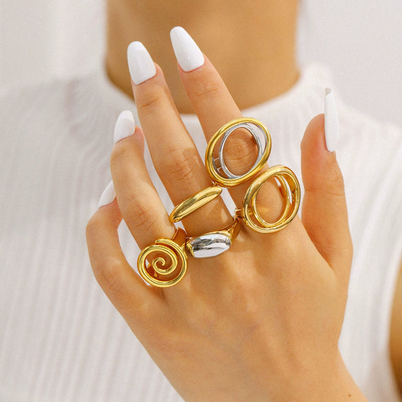 Wholesale Women's Geometric Stainless Steel Ring Electroplated 18K Gold Ins Style