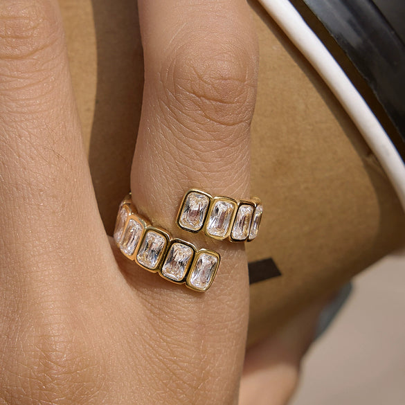 Wholesale Women's Geometric Stainless Steel Ring With Pvd Furnace Vacuum Real Gold Plating