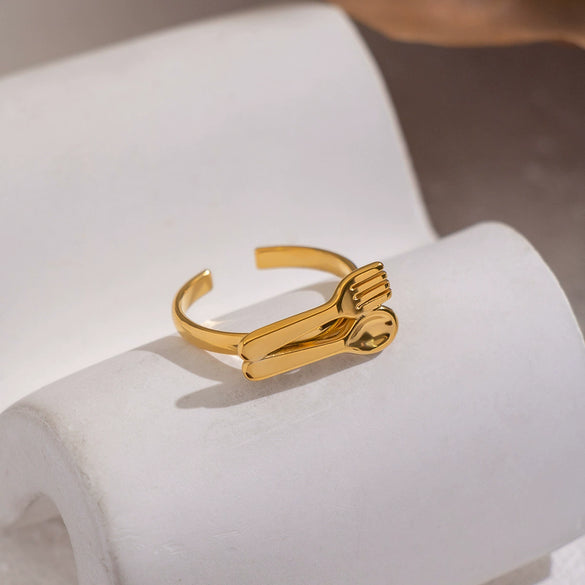Wholesale Women's Geometric Stainless Steel Vacuum Real Gold Plated Jewelry Open Ring And Tableware Spoons And Forks
