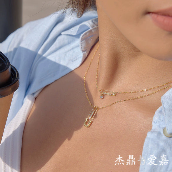 Wholesale Women's Geometric Stainless Steel Vacuum Real Gold Plated Pendant Necklace