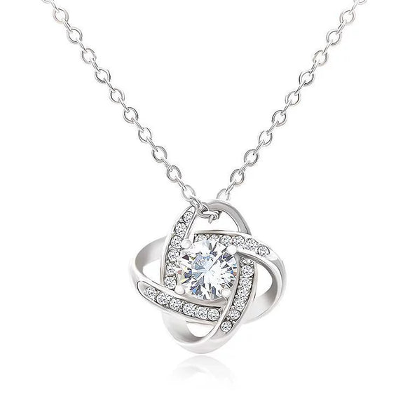 Wholesale Women's Geometric Sterling Silver Clover Eternal Knot Ochain Necklace With Electroplating