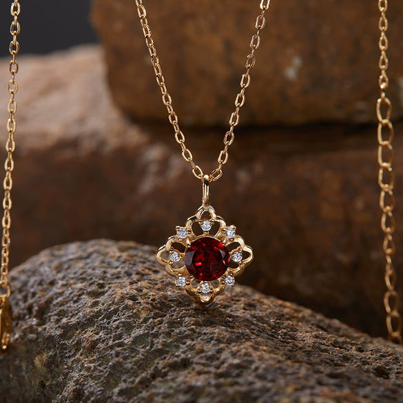 Wholesale Women's Geometric 925 Sterling Silver 18K Gold Plated Natural Color Treasure Pendant Necklace With Gem Setting