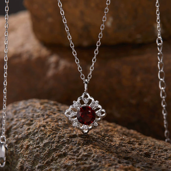 Wholesale Women's Geometric 925 Sterling Silver 18K Gold Plated Natural Color Treasure Pendant Necklace With Gem Setting