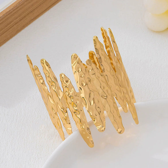 Wholesale Women's Geometric Sweet And Cool Style Electroplated Alloy Hand Jewelry And Earrings Accessories