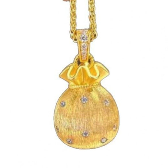 Wholesale Women's Geometric Titanium Steel And Copper Coin Purse Pendant Necklace With Diamonds Electroplated O Word Chain