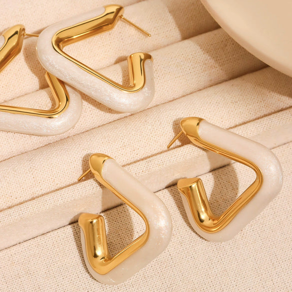 Wholesale Women's Geometric 316L Stainless Steel Electroplated Fashion Pearl Powder Oil Drop Hollow Earrings