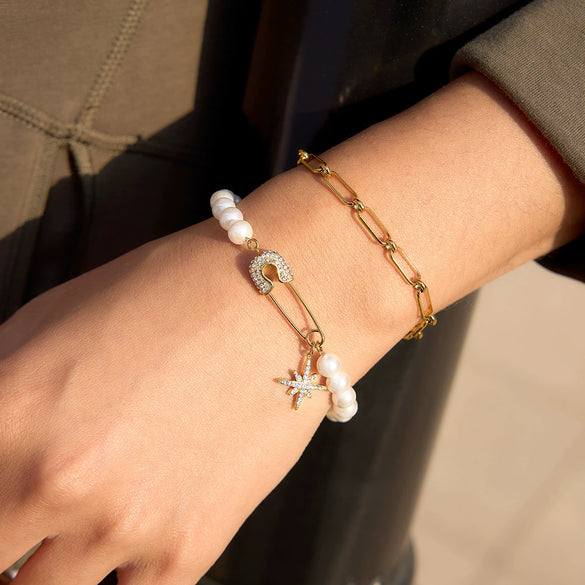 Wholesale Women's Geometric Titanium Steel Electroplated Rhinestone Star Imitation Pearl Bracelet