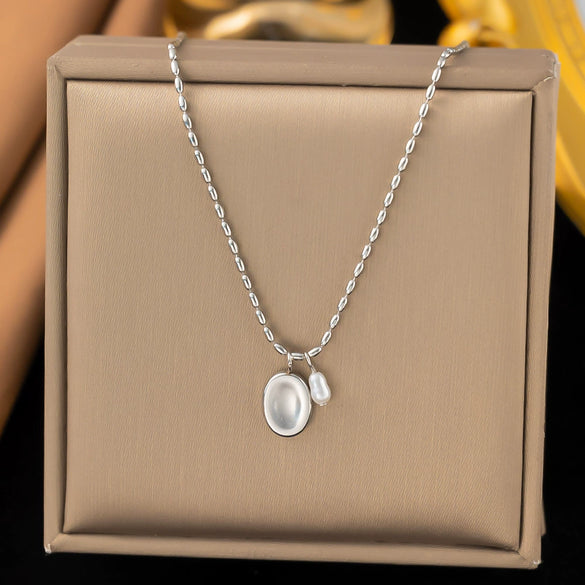 Wholesale Women's Geometric Titanium Steel Electroplated Rice Bead Chain Necklace