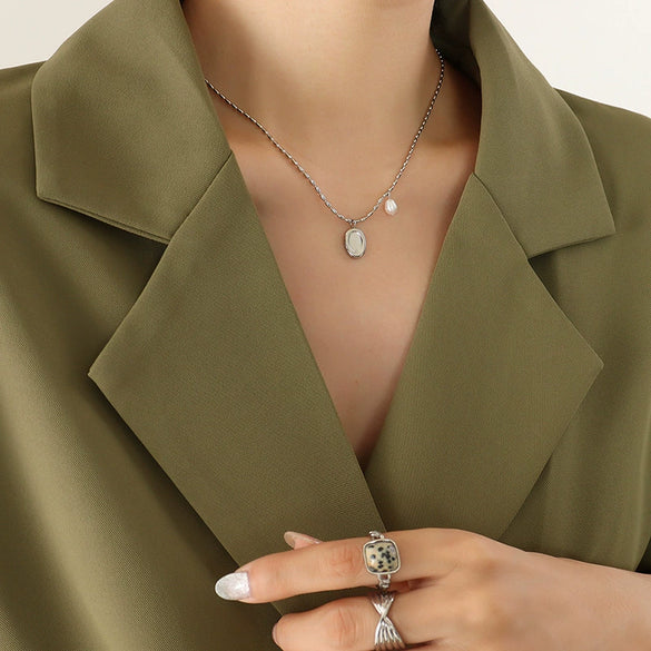 Wholesale Women's Geometric Titanium Steel Electroplated Rice Bead Chain Necklace