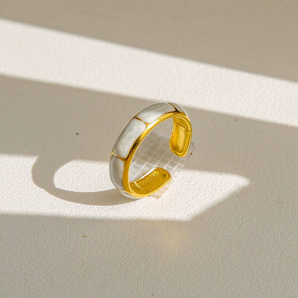 Wholesale Women's Geometric Titanium Steel Electroplated Ring