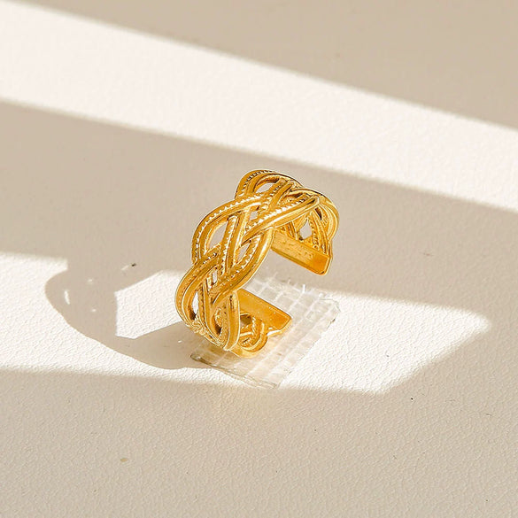 Wholesale Women's Geometric Titanium Steel Electroplated Ring