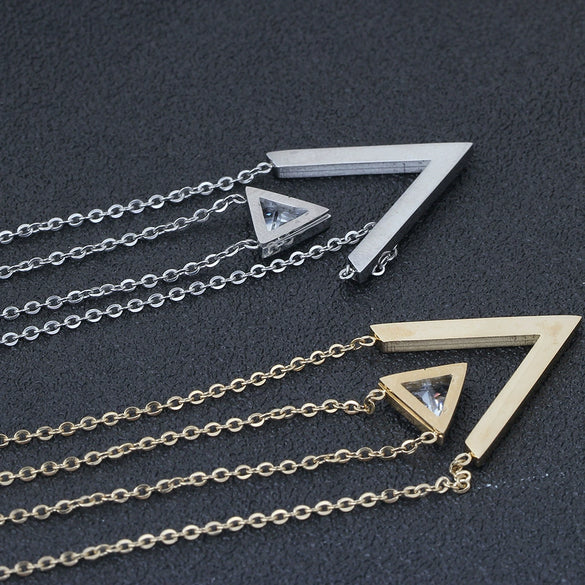 Wholesale Women's Geometric Triangle Stitching Necklace Set With Gem Inlaid In Titanium Steel