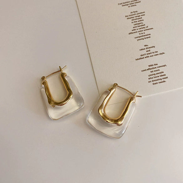 Wholesale Women's Geometric U Shaped Acrylic And Alloy Earrings With Retro Elegant Design And Electroplating Treatment