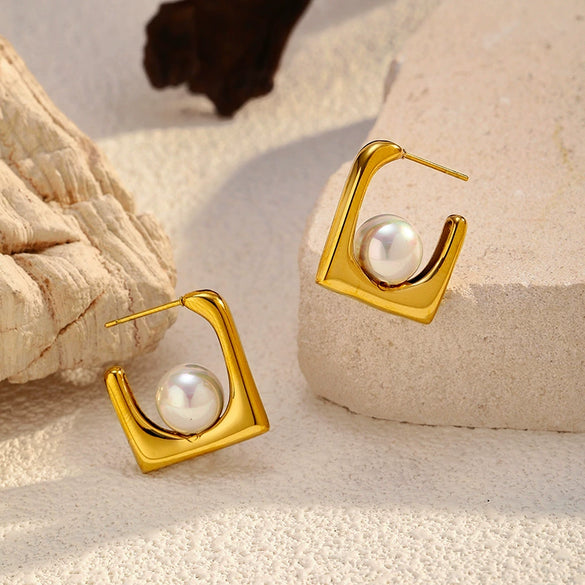 Wholesale Women's Geometric Ushaped Pearl Titanium Steel Electroplated Earrings
