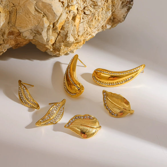 Wholesale Women's Geometric Water Dropshaped Leaf Stainless Steel Earrings With Vacuum Real Gold Plating In Pvd Furnace And Diamond Studded