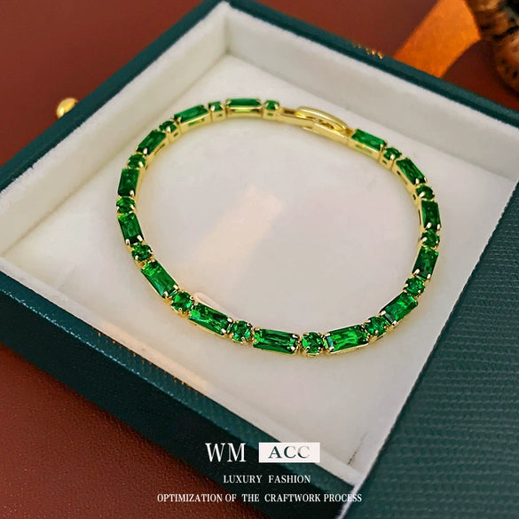 Wholesale Women's Geometric Zircon Buckle Bracelet With Real Gold Electroplated Light Luxury And High Sense Style