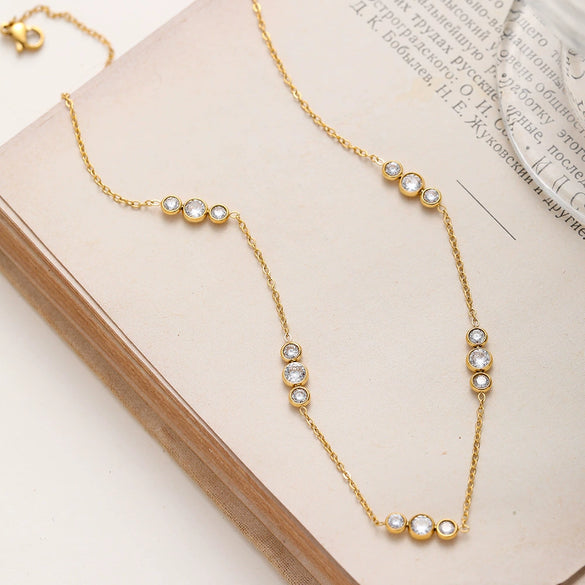 Wholesale Women's Geometric Zircon Stainless Steel 18K Gold Plated Oshaped Pendant Necklace