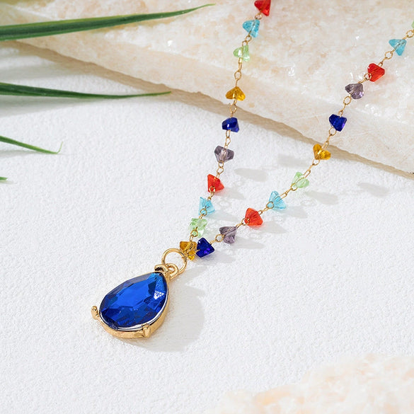 Wholesale Women's Glass Bead Chain Water Drop Pendant Necklace With Flower Pattern Alloy Zinc Electroplated
