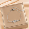 Wholesale Women's Gold Plated Copper Flower Shape Four Leaf Clover Bracelet Light Luxury Style